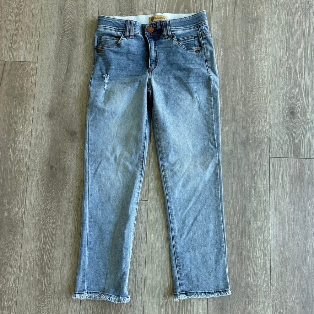 Democracy Ab Solution Straight Leg Jeans Light Wash Frayed Hem Size 4 B2187N3Y2X